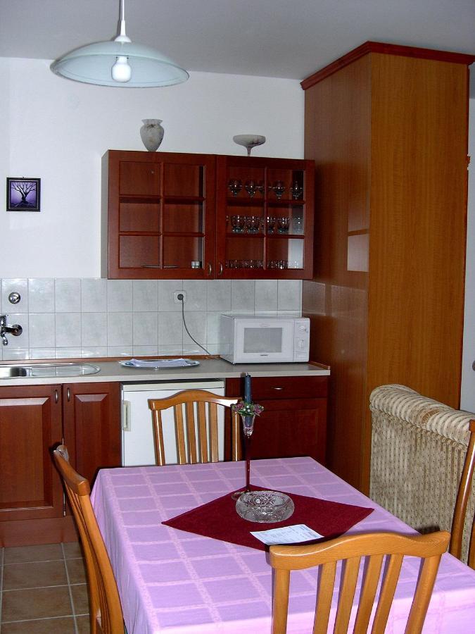 Hotel Ovit Keszthely Habitación foto